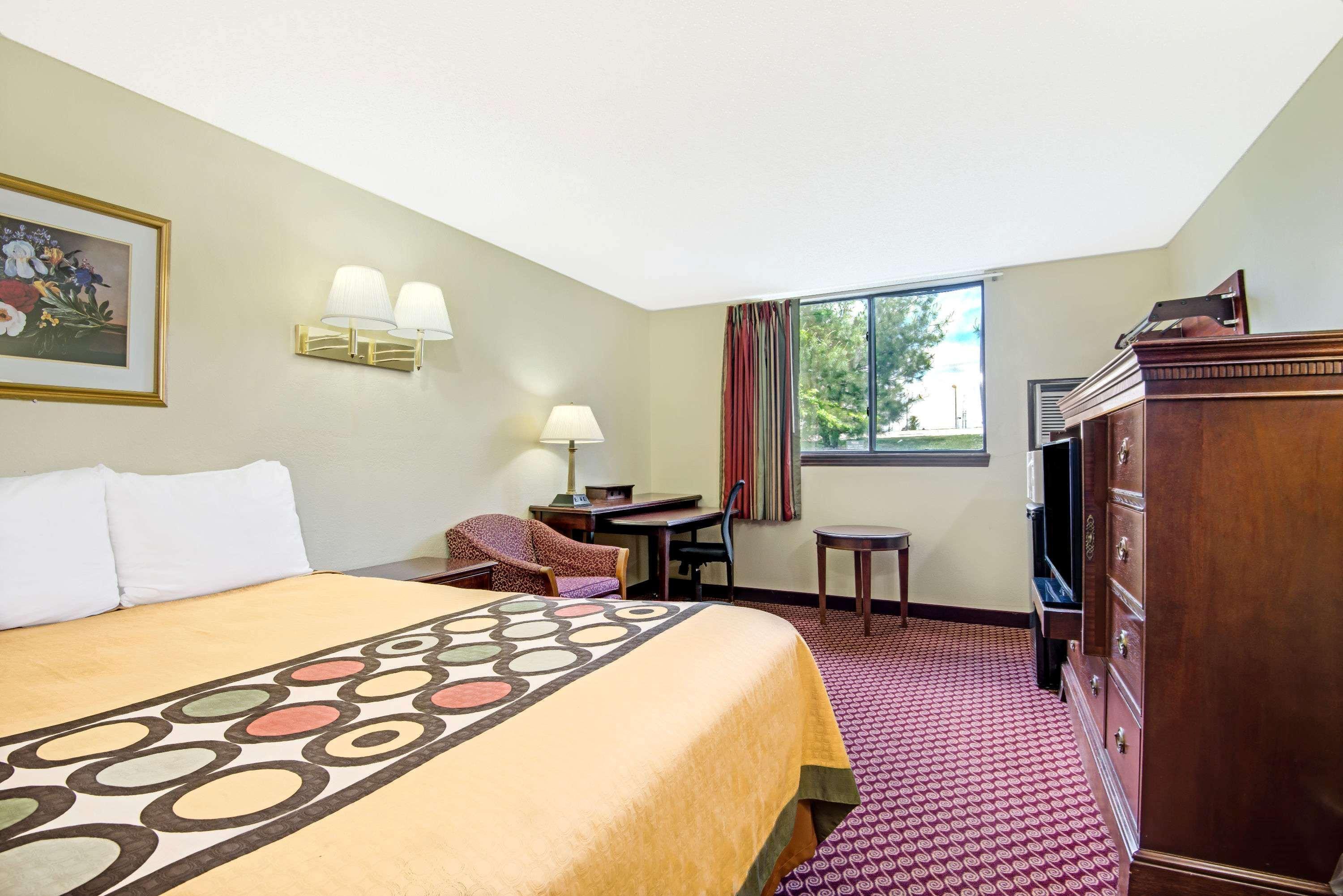 Baymont Inn & Suites By Wyndham Либерти Экстерьер фото