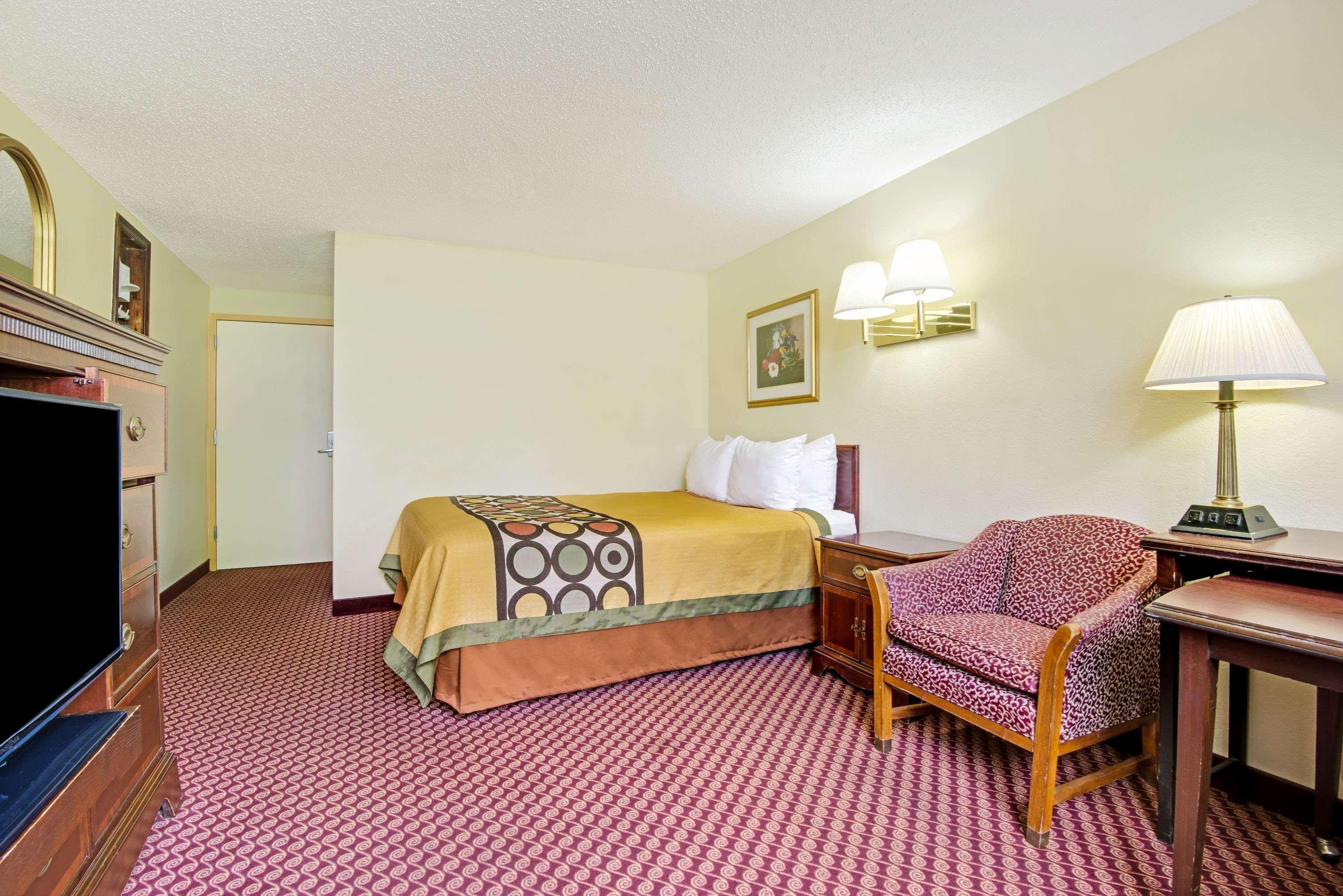 Baymont Inn & Suites By Wyndham Либерти Экстерьер фото