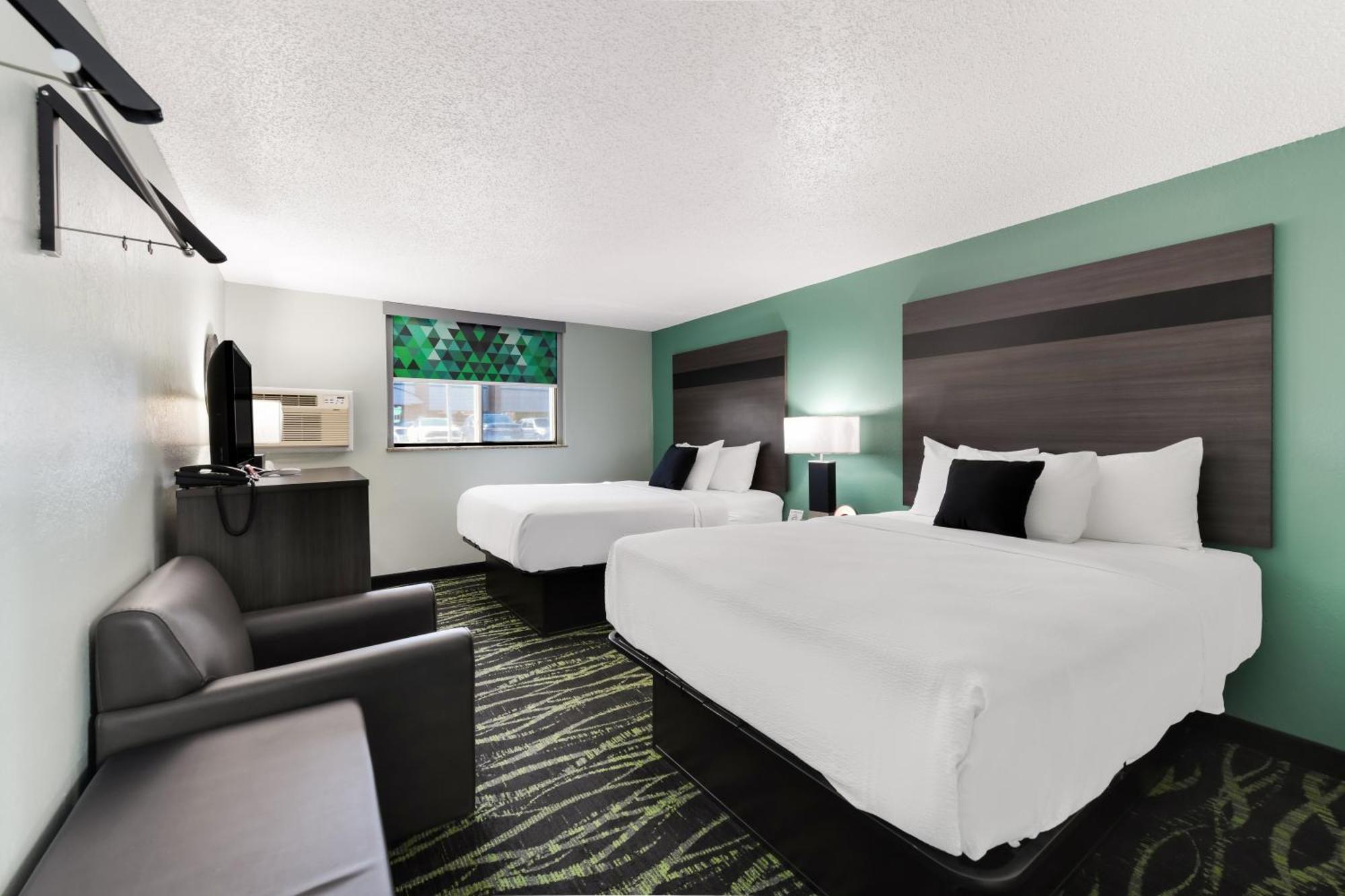 Baymont Inn & Suites By Wyndham Либерти Экстерьер фото