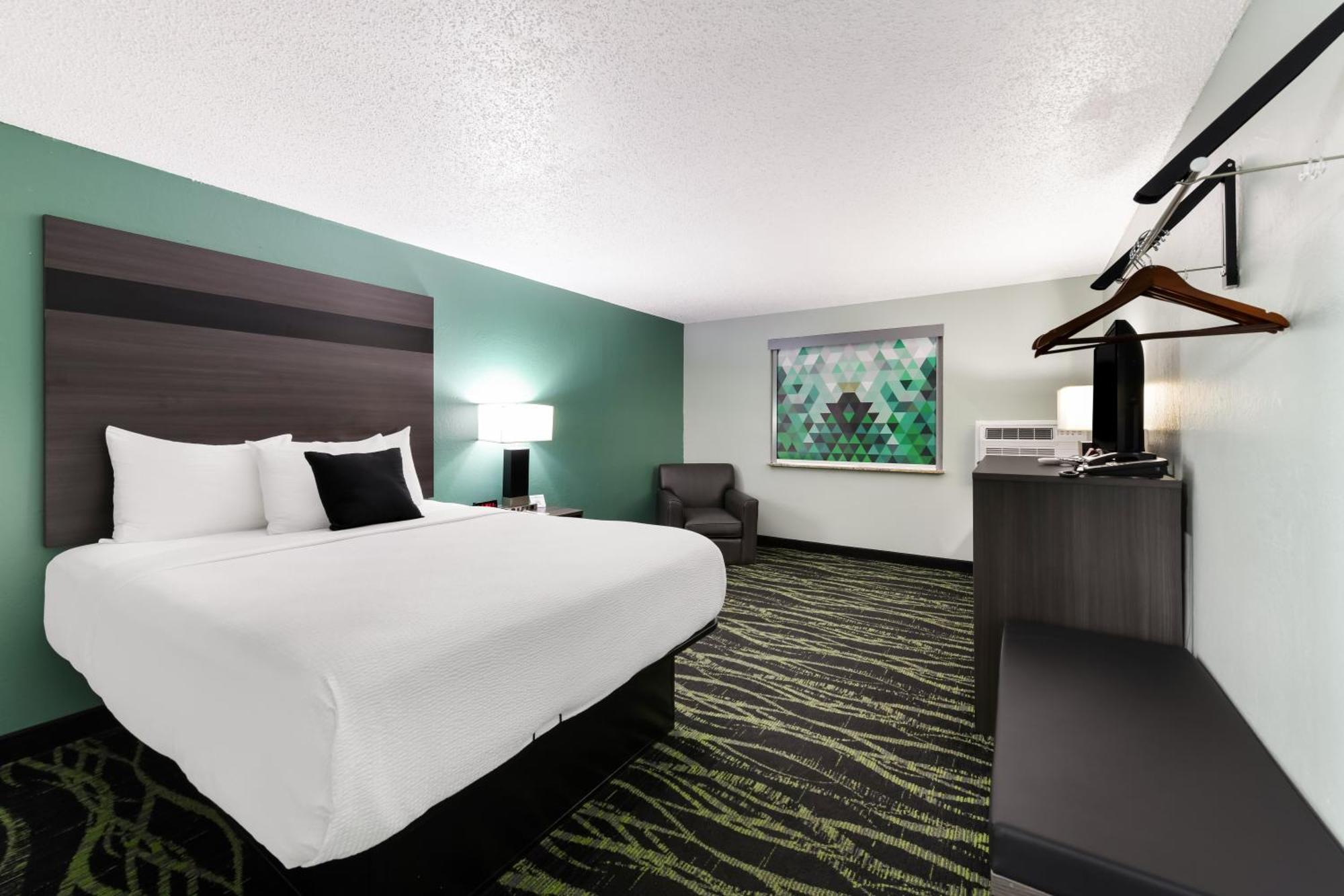 Baymont Inn & Suites By Wyndham Либерти Экстерьер фото